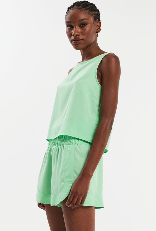 Short Pilos em 100% Lyocell Verde Claro