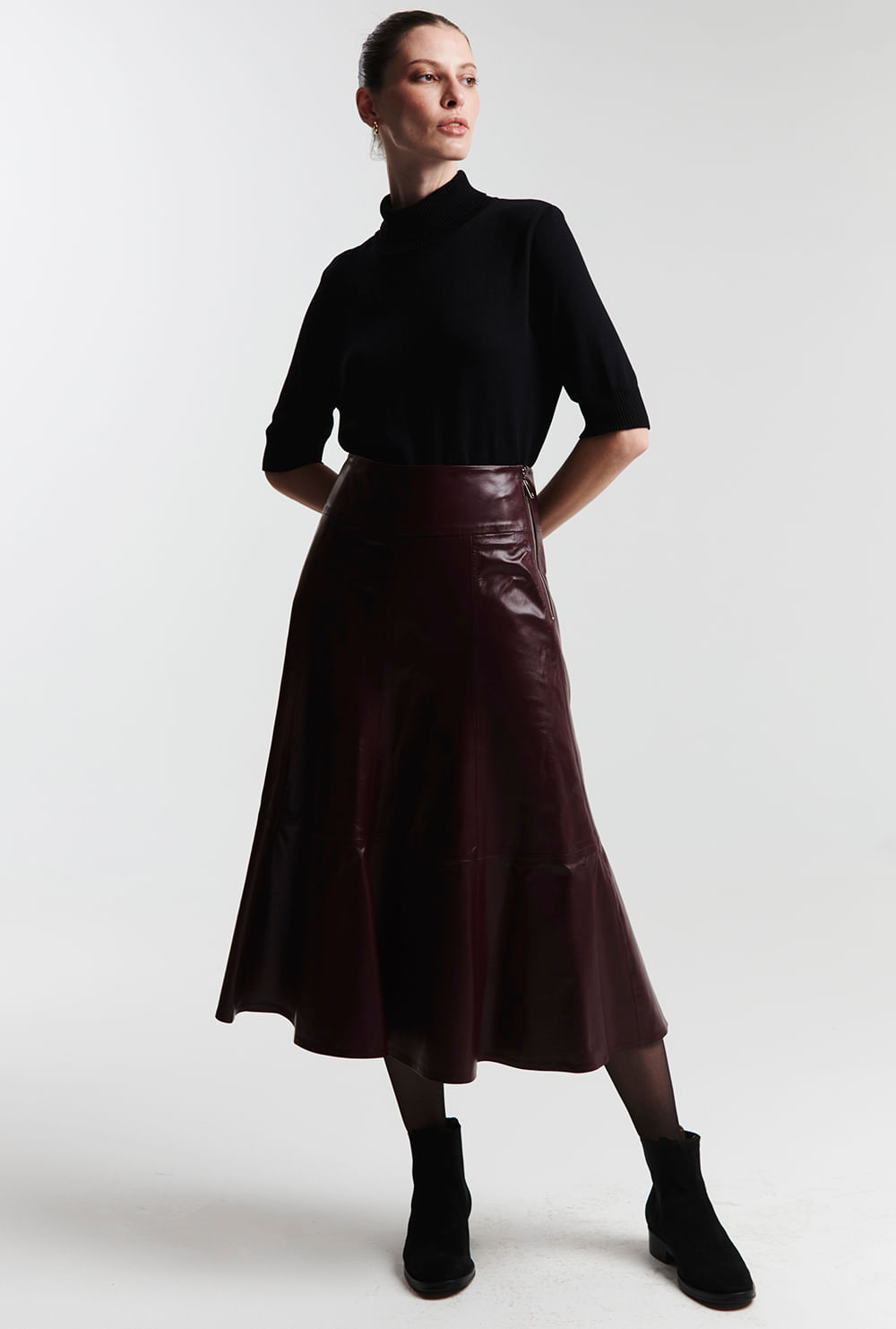 Couro Saia Longa Com Bota Coturno Saia Midi Com Bota Coturno Look