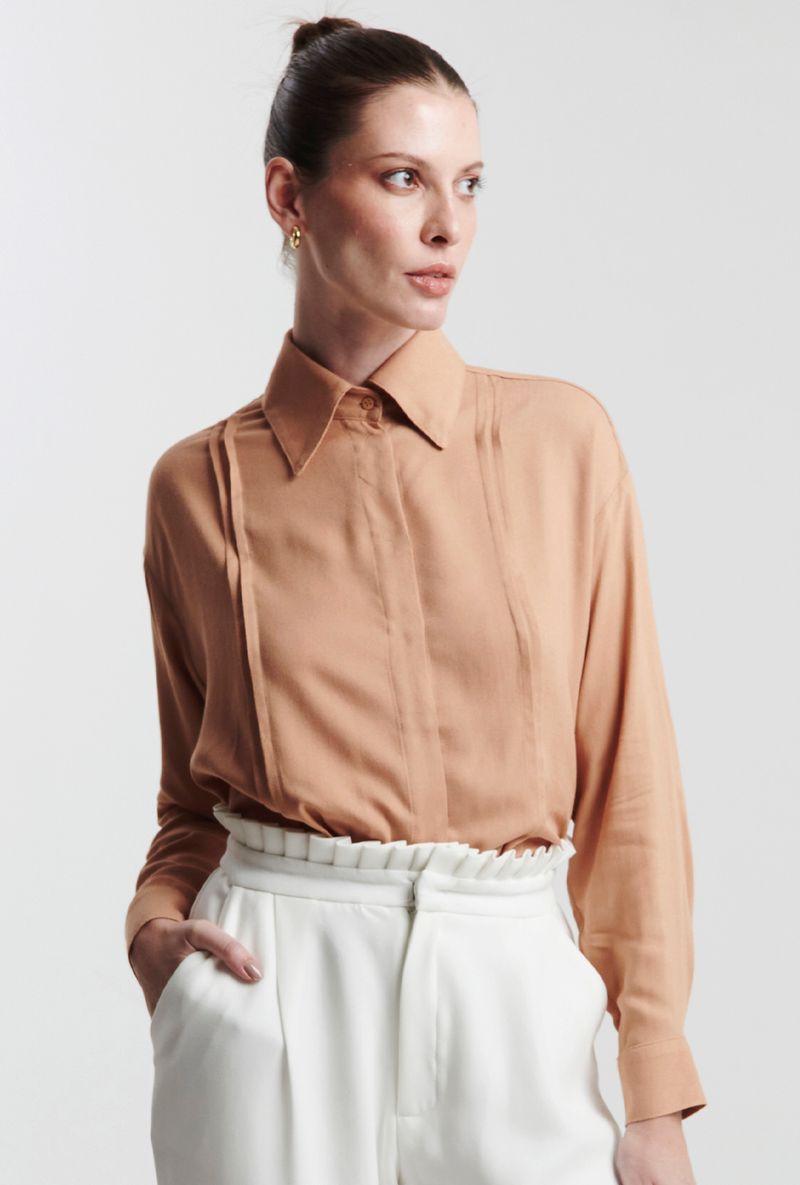 camisa-nervuras-nude-frente