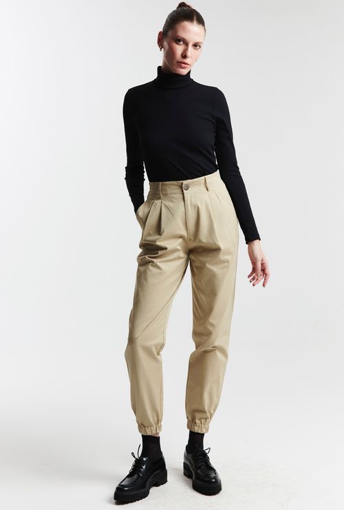 Calça Jogger com Pregas Gibraltar Caqui