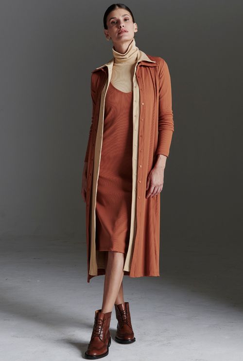 Vestido Midi Manga Longa com Combinete Shumen Marrom