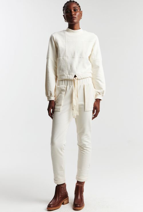Calça com Bolso Sobreposto Varna Off White