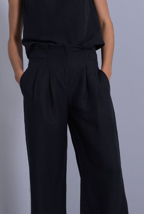 Calça Aubin com Pregas no Cós Marinho