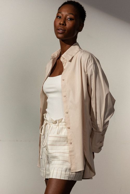 Camisa dinant tricoline de algodão assimétrica bege