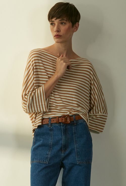 Blusa Organi em modal gola canôa listra bege