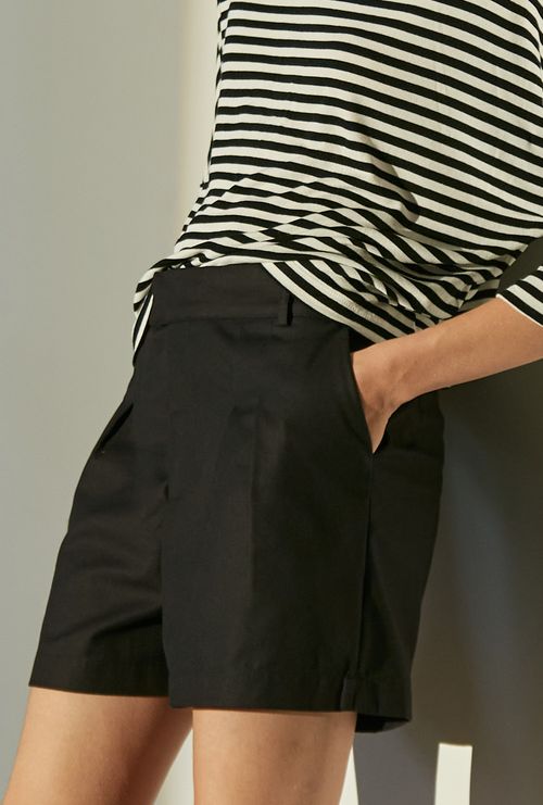 Shorts Aratua alfaiataria preto