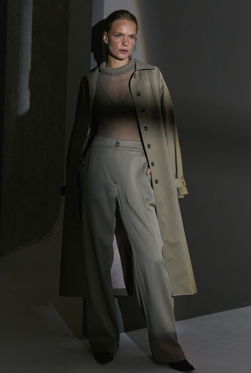 Blusa Manga Longa de Tule Ezé Fume