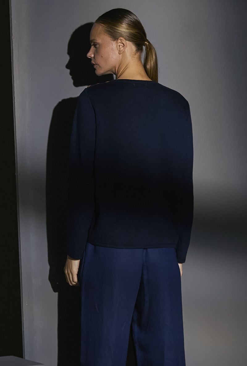 Blusa-Belts---marinho---costas