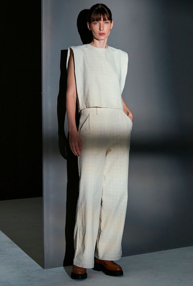 BLusa-Bikar---off--look