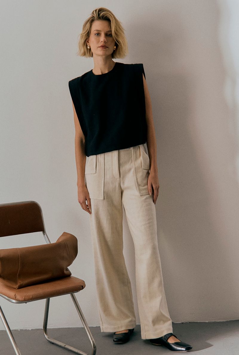 Blusa-Bikar---preta---look