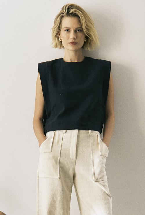Blusa Bikar Preta