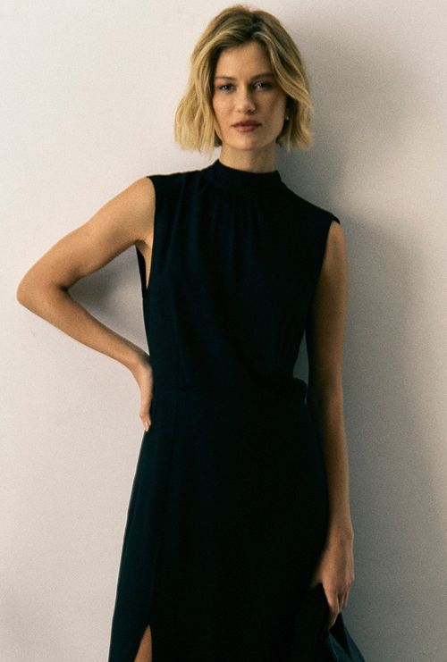 Vestido Midi com Fenda Vesúvio Preto