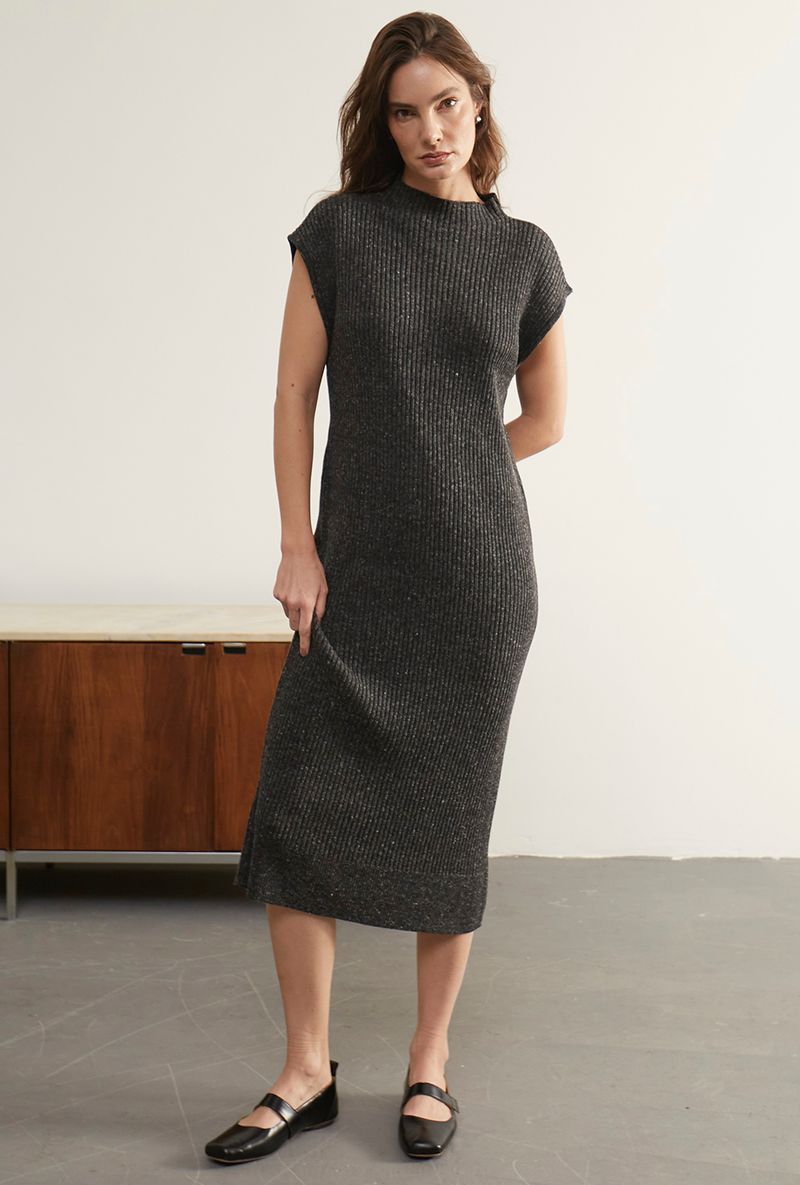 Vestido-Chade---escuro--frente