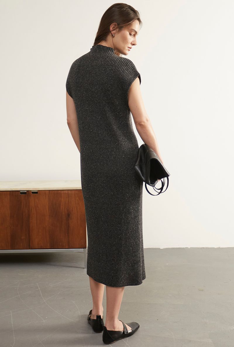 Vestido-Chade---escuro--costas