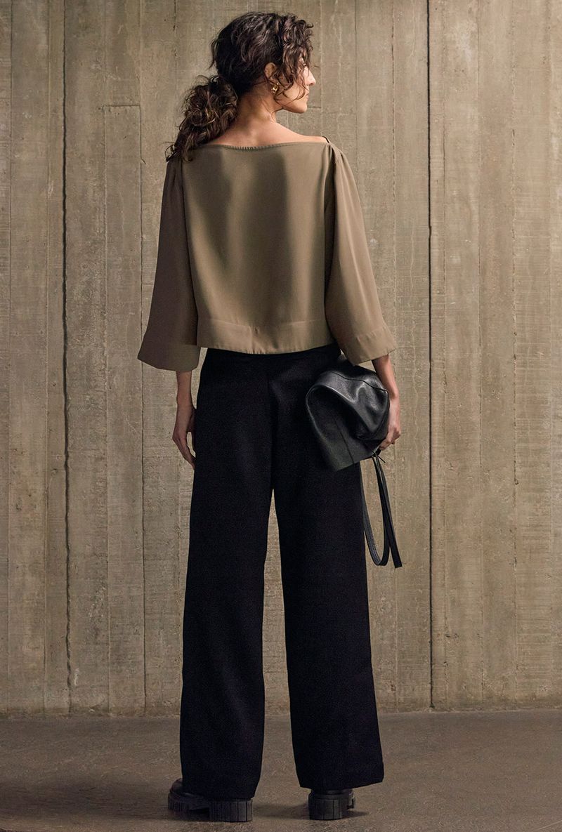 Blusa-Cals---verde---costas