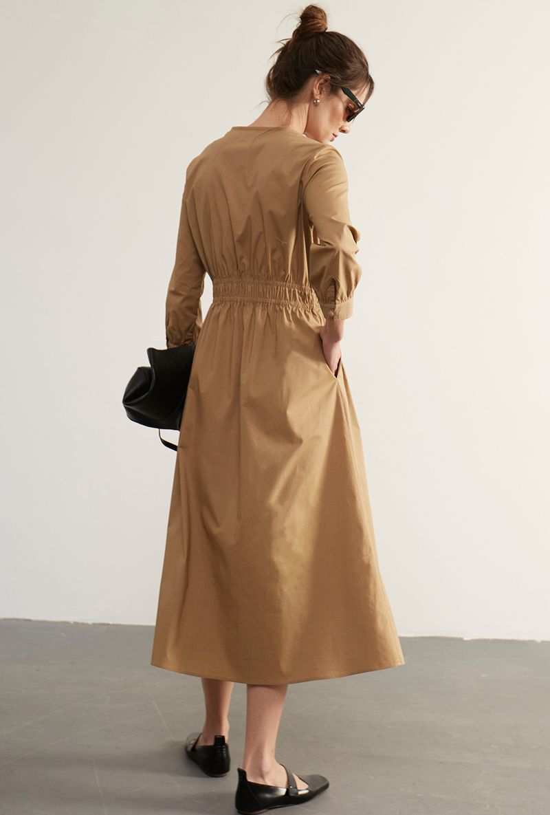 Vestido-Cabrera--bege---costas