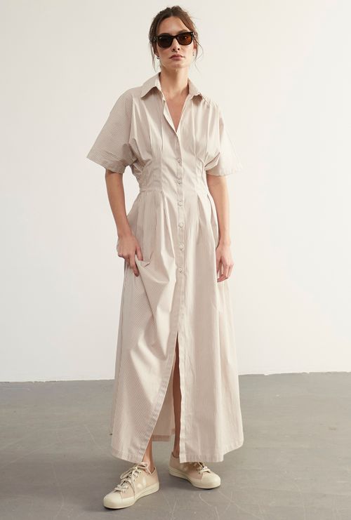 Chemise Longa com Prega na Cintura Cian Listra Caramelo