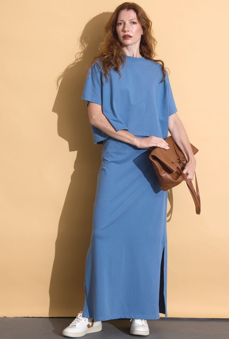 Saia-chung-azul-look
