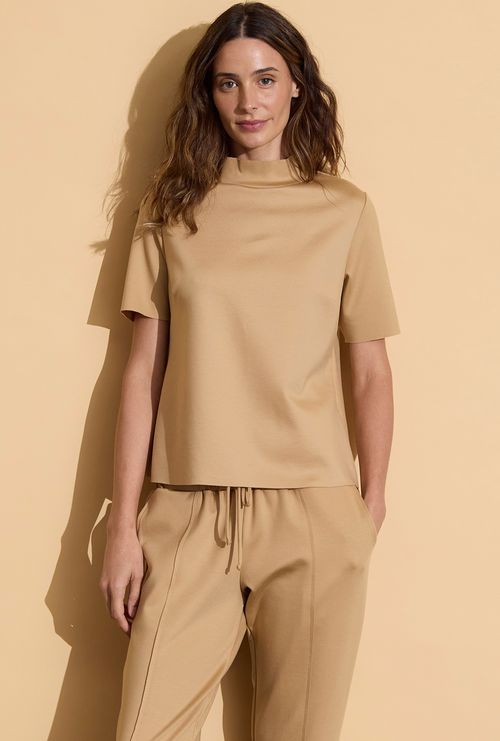 Blusa bolama gola alta bege
