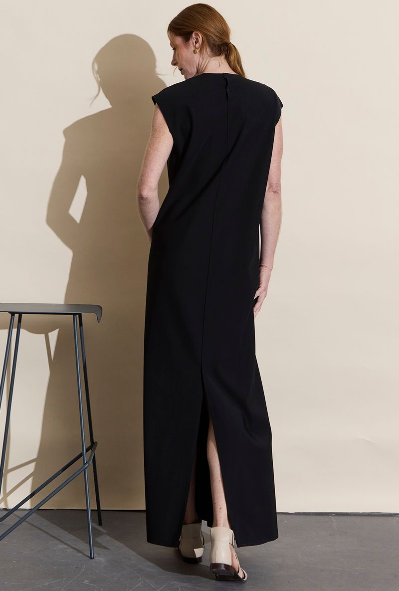 Vestido-Ceroe---preto---costas