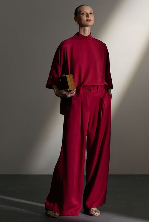 Calça Camager Pantalona Com Pregas Vermelha