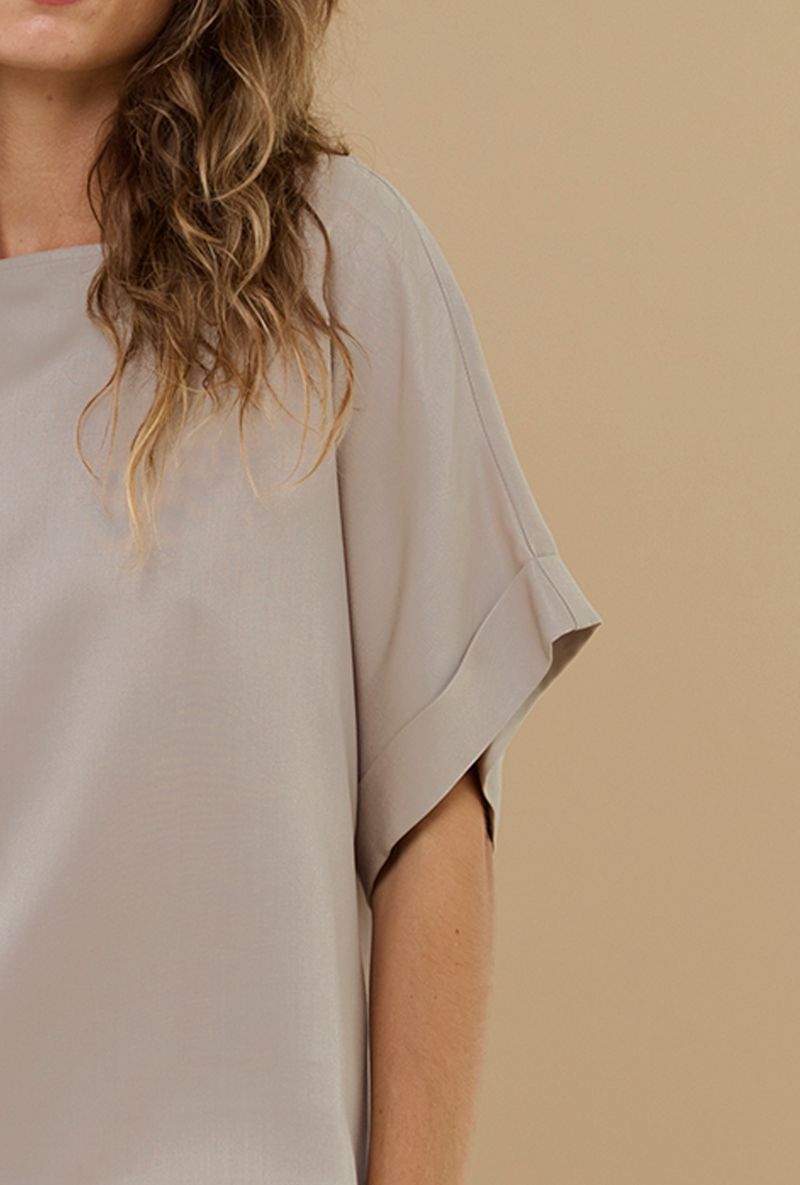 Blusa-Ancara--cinza---manga.jpg