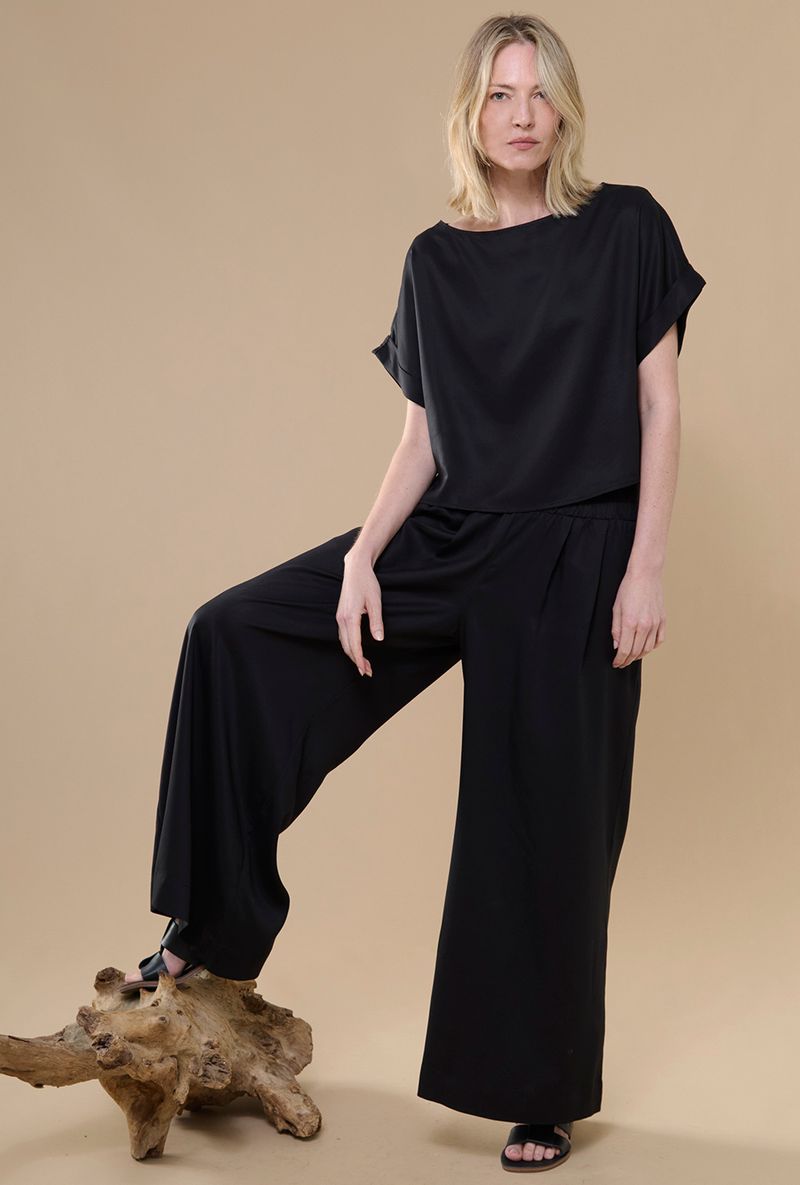 Blusa Ancara- preto - look.jpg