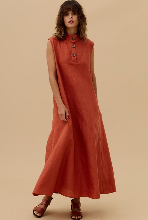 Vestido reto gola padre dominica castanho