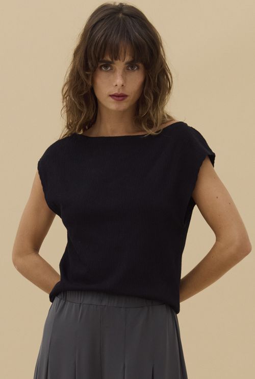 Regata Esmerald Preta