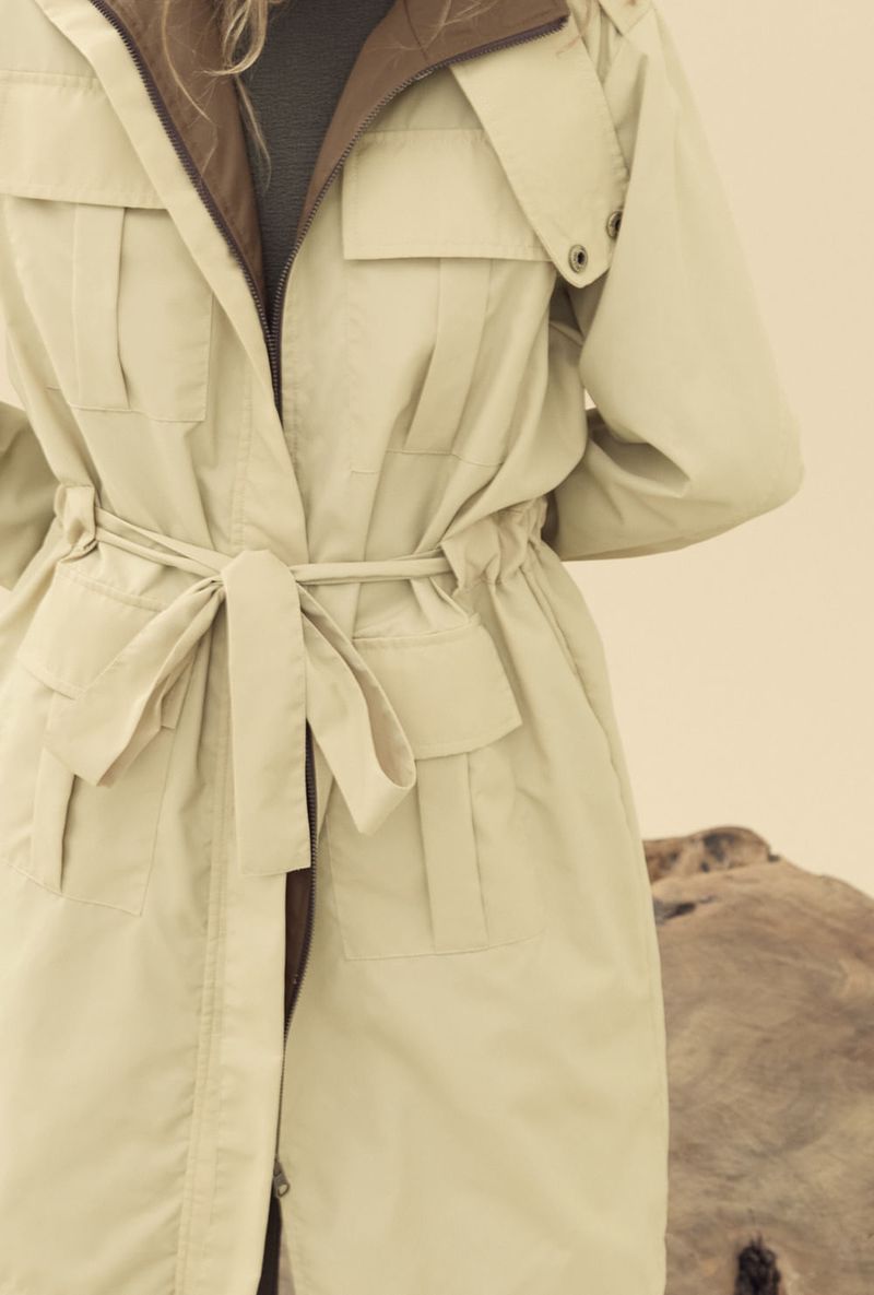 Trench-Emae---bege---zoom-frente.jpg