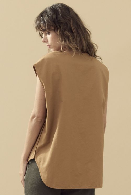 Camisa Elobey Castanha