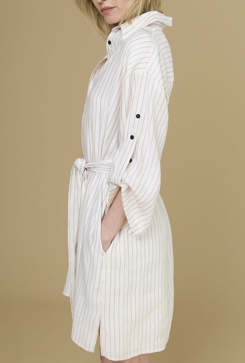 Vestido-Delage---listrado---lateral.jpg