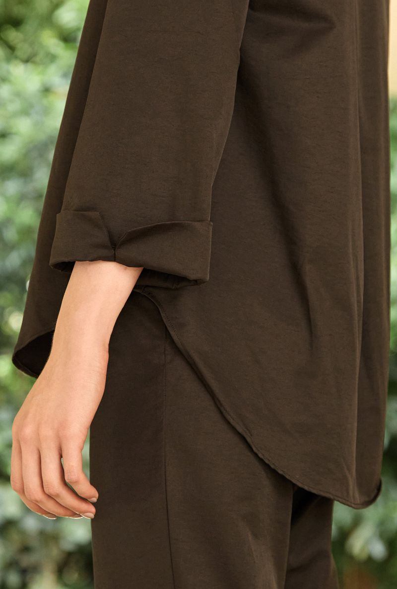 Preto-04-Detalhe-Camisa-Edge.jpg
