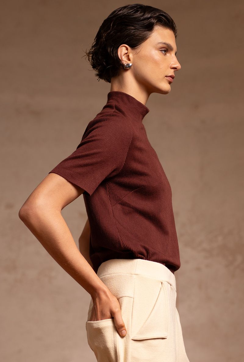 Bourbon-Blusa-Bubaque-02.jpg