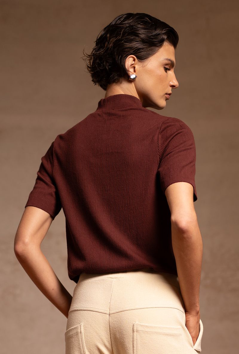 Bourbon-Blusa-Bubaque-03.jpg