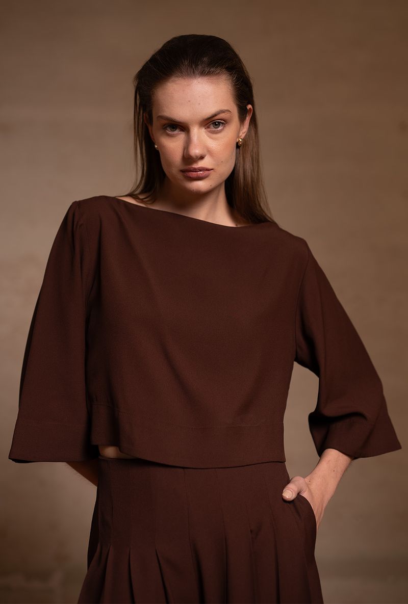 Marrom-Blusa-Cals-04.jpg