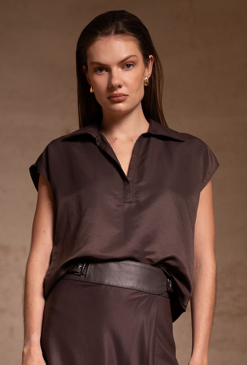 Marrom-Blusa-Erin-01.jpg