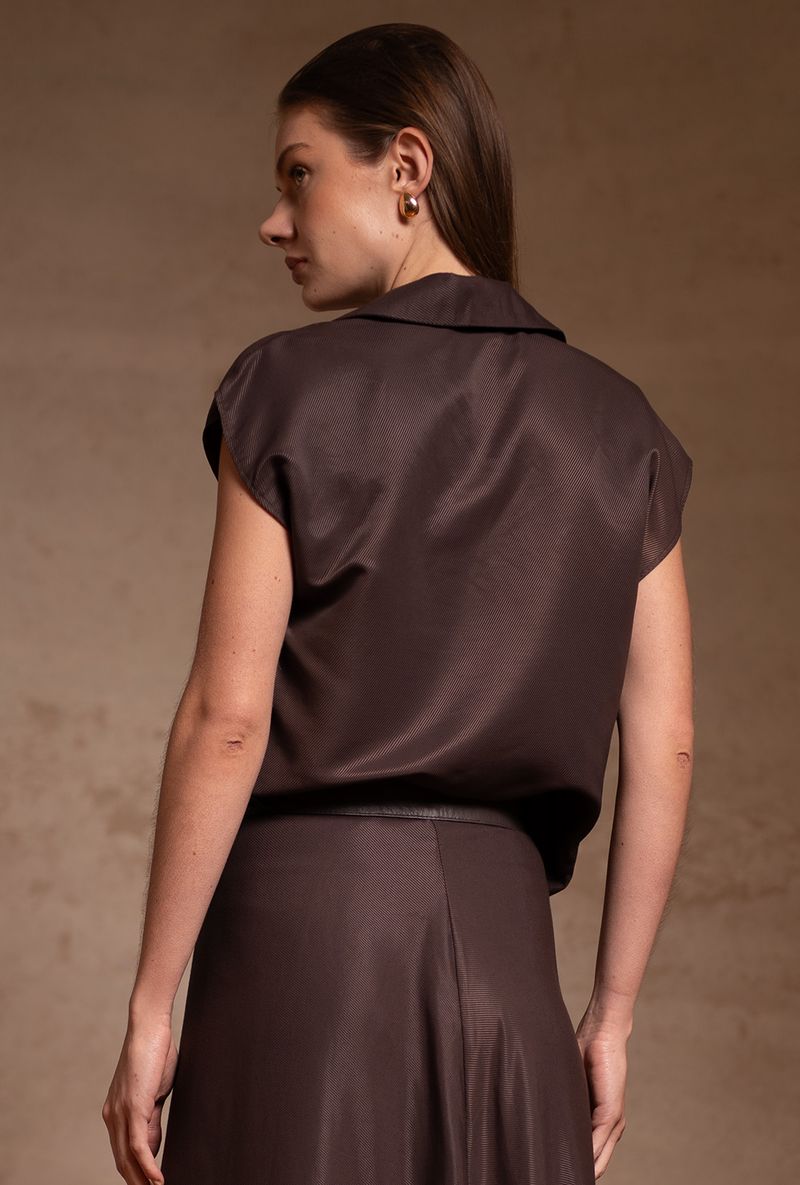 Marrom-Blusa-Erin-04.jpg