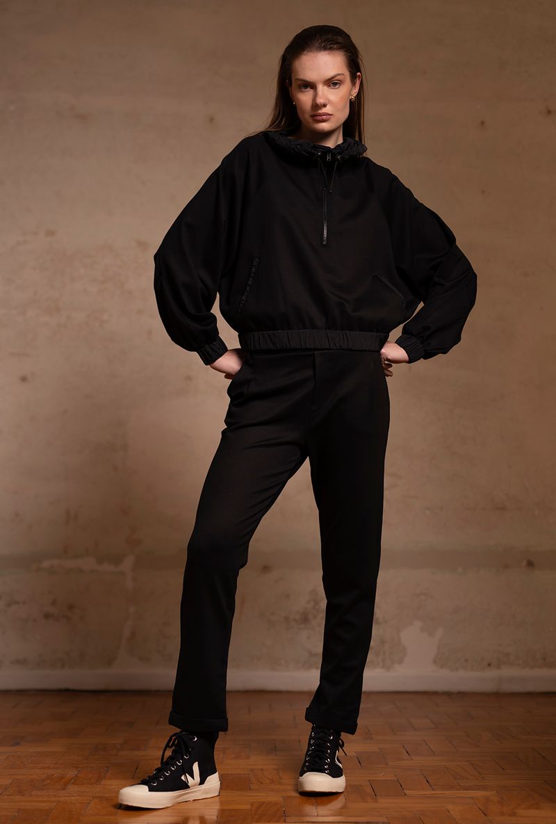 02-preto-blusa-Dunes.jpg