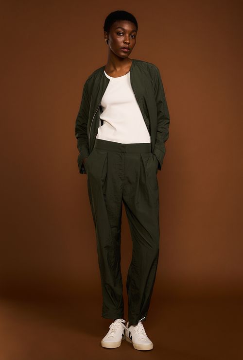 Calça Flórida com Pregas Verde Militar