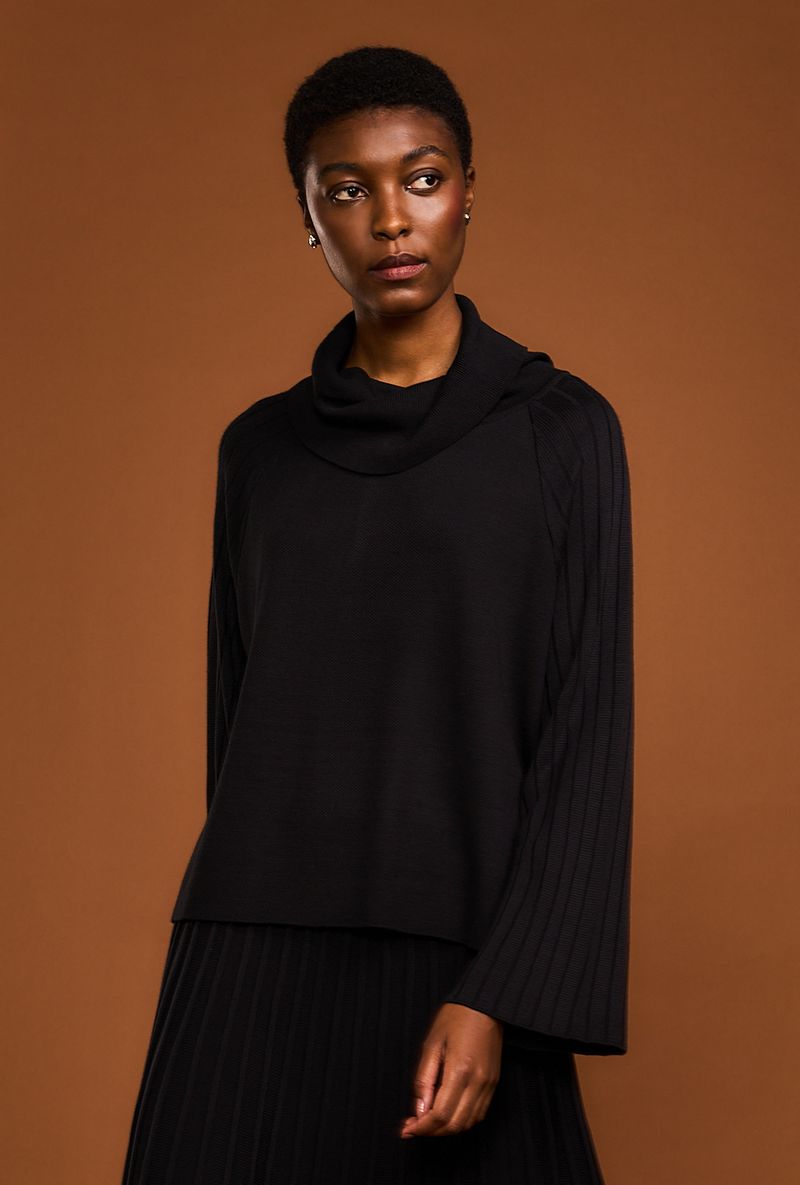 01-Blusa-Dagg-preta