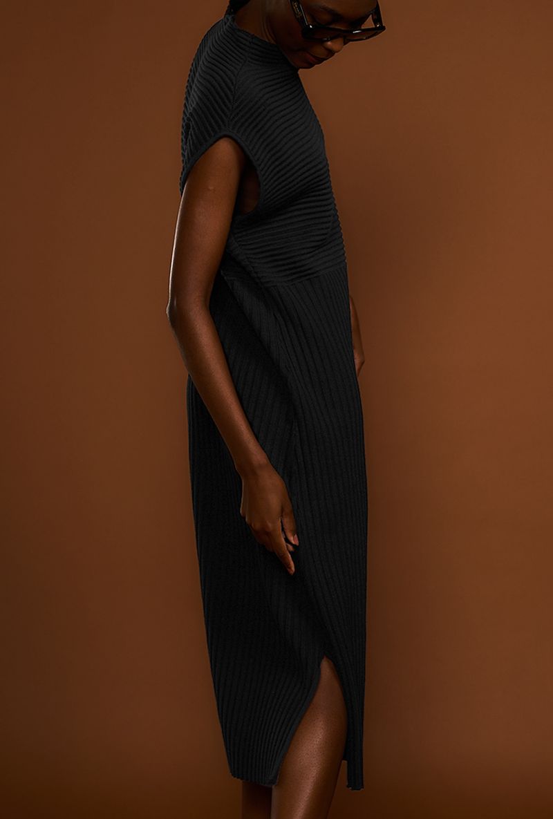 03 Vestido Groenlandia Preto