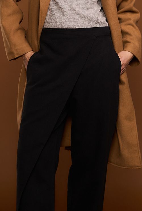 Calça Saia Eloa Preta