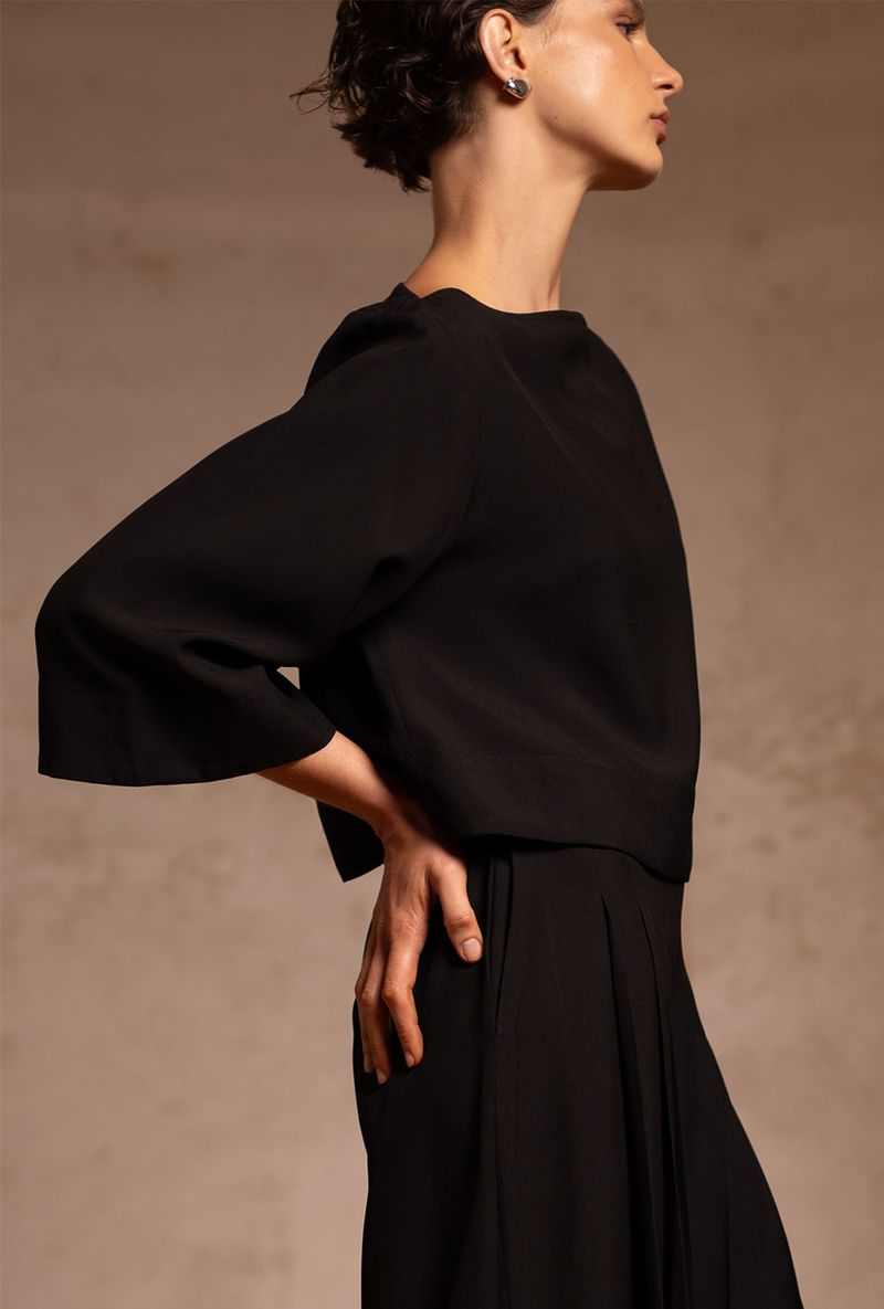 Preto-Blusa-Cals-04.jpg