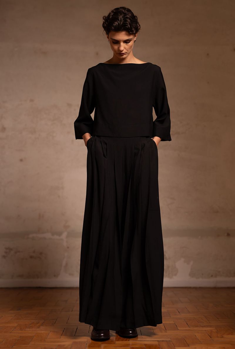 Preto-Blusa-Cals-03.jpg