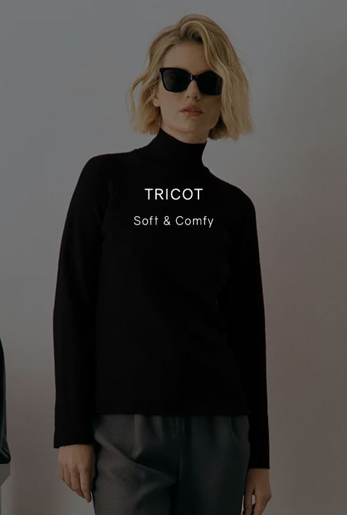 Blusa em Tricot Matera Gola Alta Preto