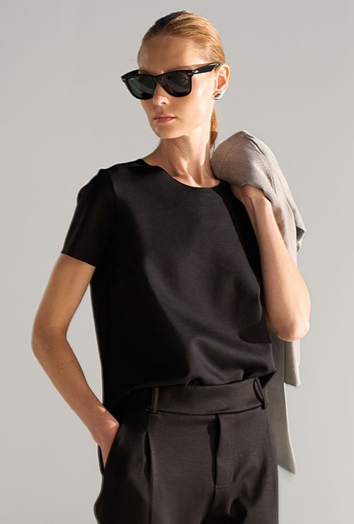 Blusa La Mona Lyocell Preto