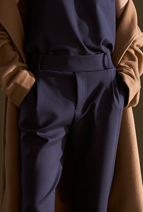 Calça Navarro Alfaiataria Malha em Lyocell Azul noite