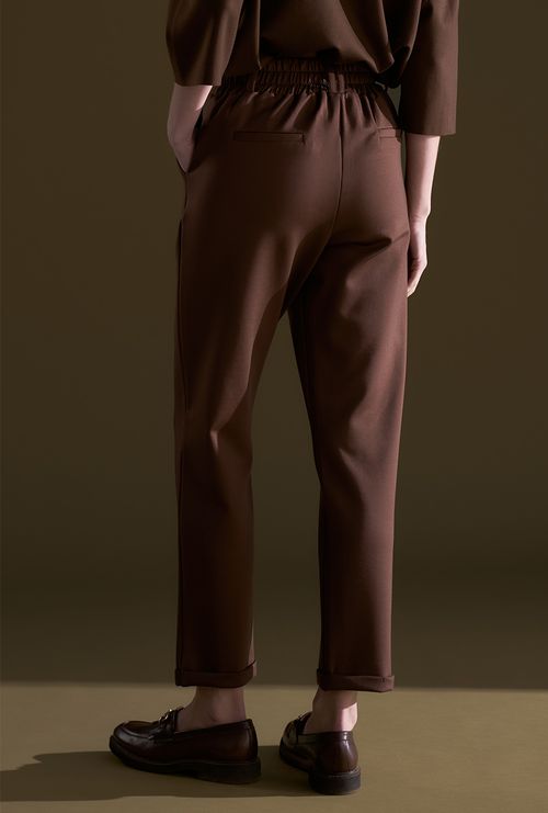 Calça Navarro Alfaiataria Malha em Lyocell Marrom Café