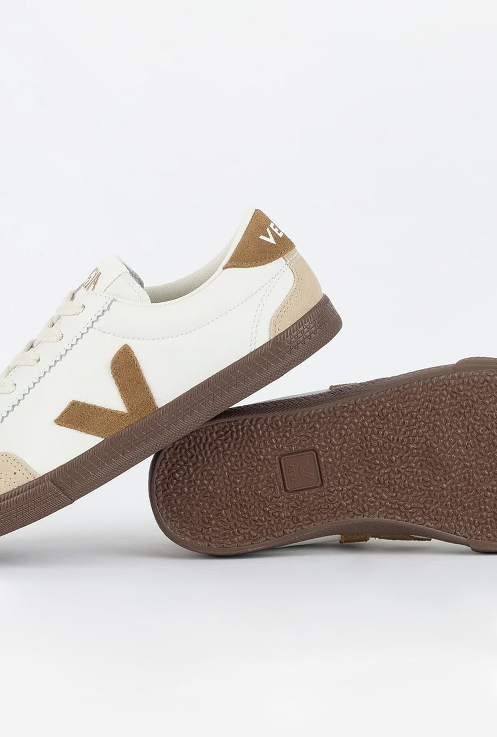 Tênis Veja Volley O.T Leather - MyBasic